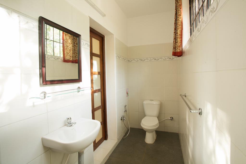 The Annex, Isai Ambalam Guest House 黎明之村 外观 照片